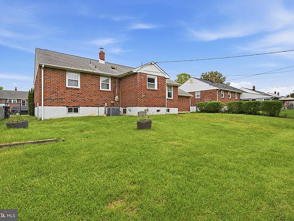 5th image of 4620 Muggleton Rd