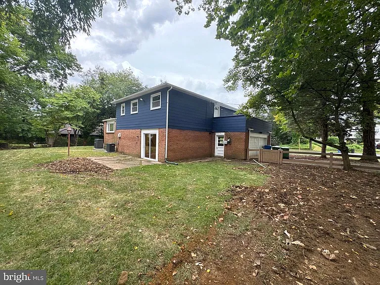 355 Cherry Hill Blvd — Photo 33