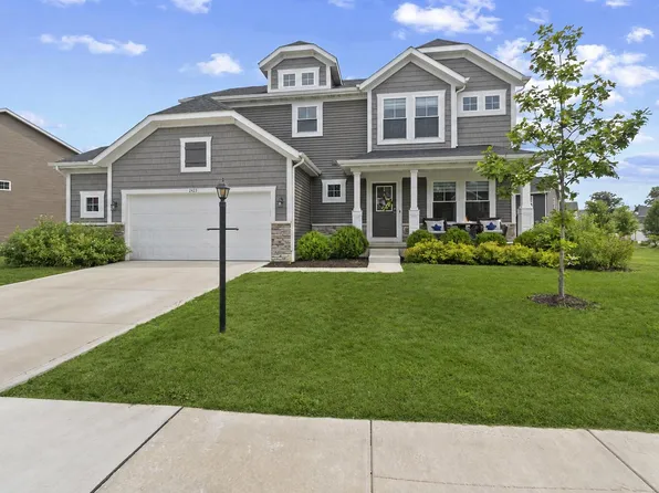 2423 Dunewood St, Portage, IN 46368