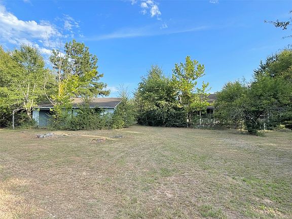 5th image of 802 Gardner Dr
