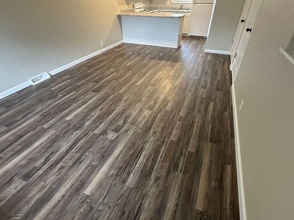 Living Room/Kitchen