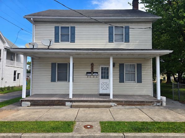 126 N Lincoln St #B