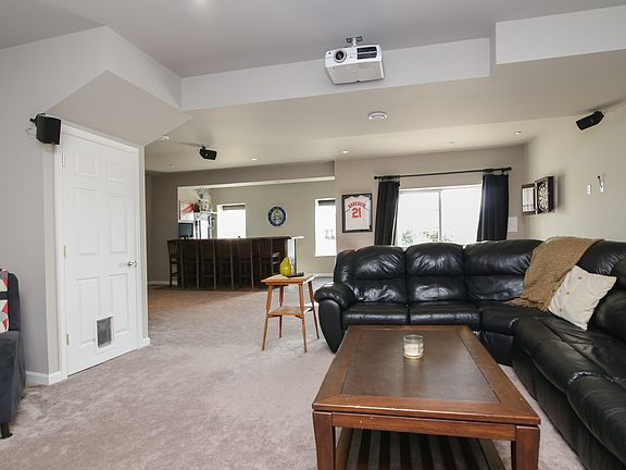 Finished basement 