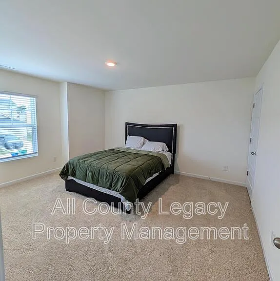 8604 Preakness Pass — Photo 9