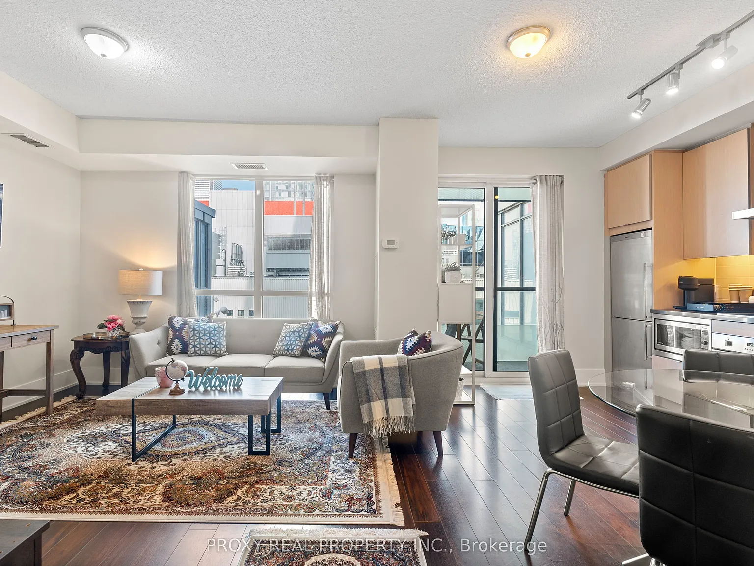 1 bed, $3,000 — Photo 2