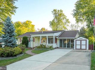 4917 Poplar Dr, Alexandria, VA 22310