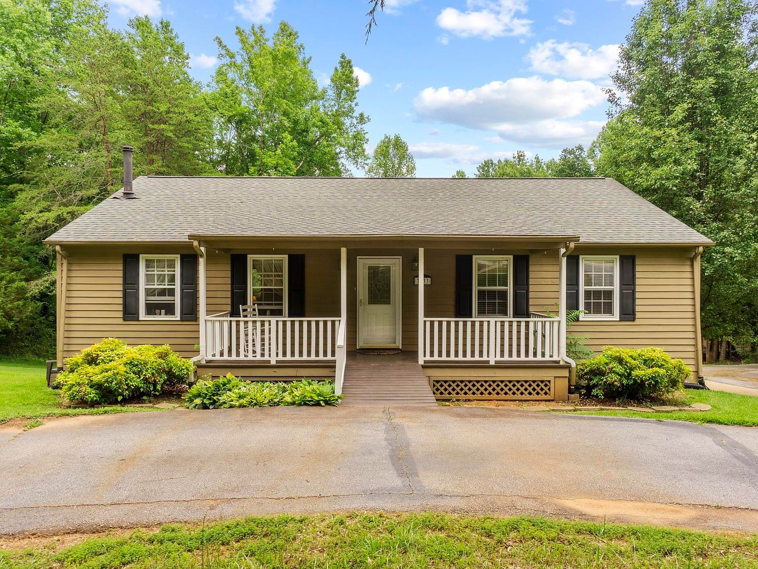 3033 State Park Rd, Greenville, SC 29609 Zillow