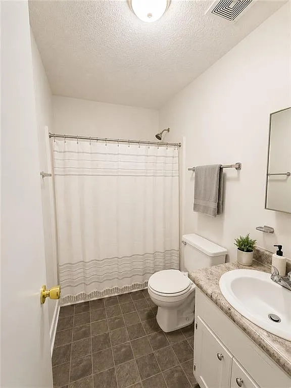 2 bed, 1.0 bath, 800 sqft, $1,500 — Photo 4