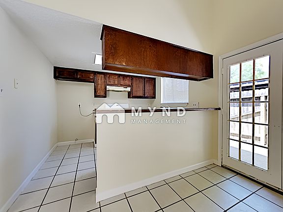 4th image of 2003 Country Village Blvd Unit A
