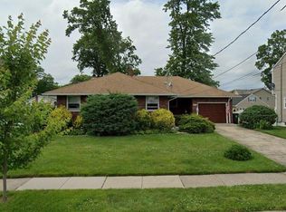 201 Remsen Ave, Avenel, NJ 07001