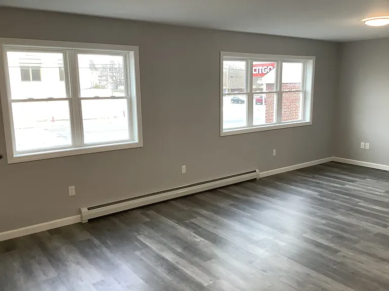 9-15 Springfield St #9 — Photo 12