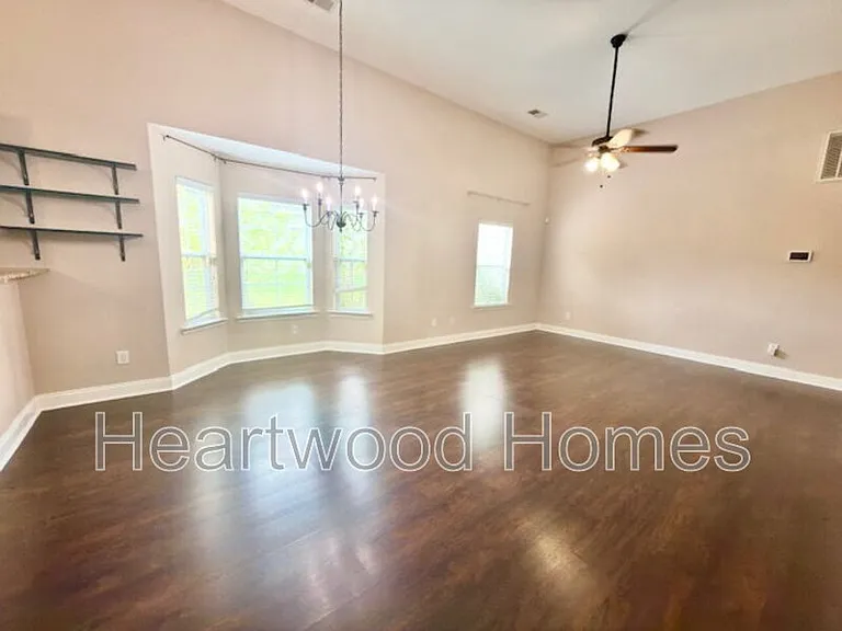 249 Blythe Creek Dr — Photo 19
