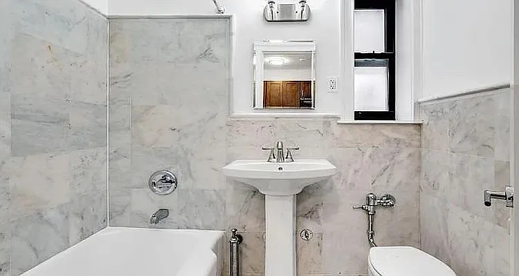 Rented by Compass | media 22