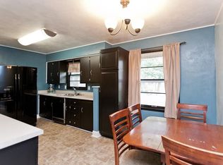 681 25th St SE, Cedar Rapids, IA 52403
