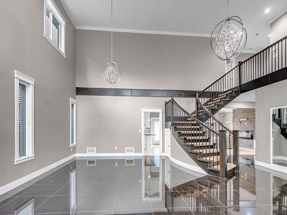 3rd image of 2775 McCallum Rd