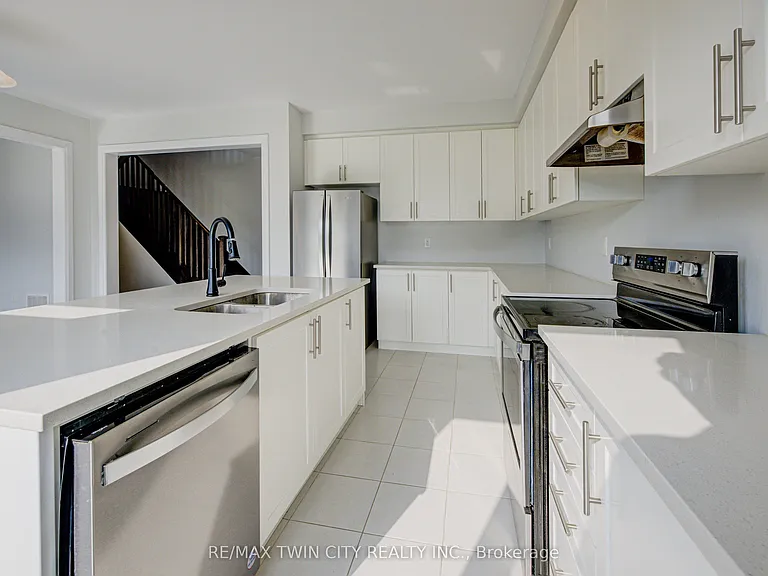 767 Queenston Blvd — Photo 16