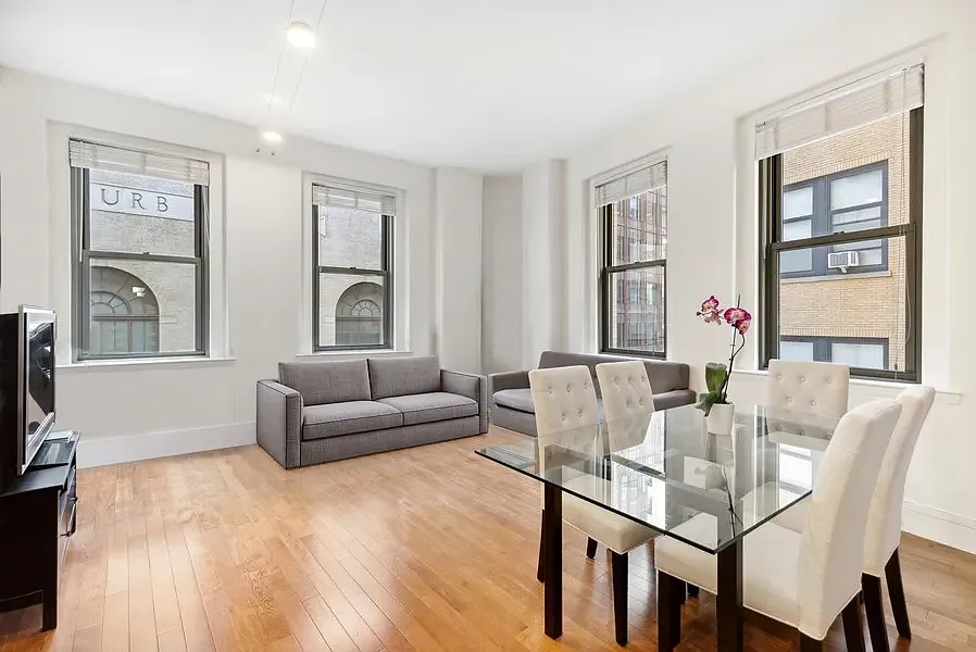 120 Greenwich St APT 5F photo 1