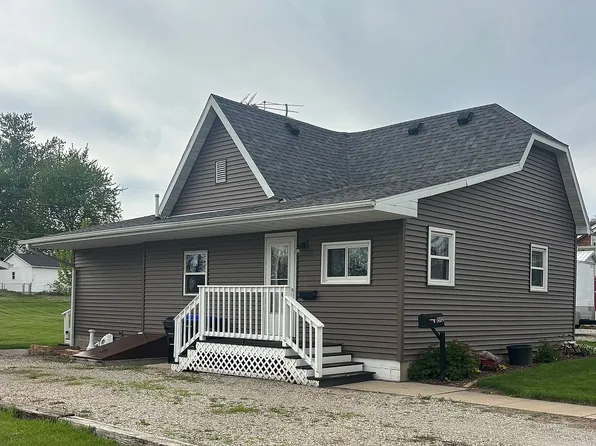 1512 6th Ave, Belle Plaine, IA 52208