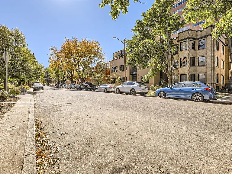 1137 N Sherman St #12 — Photo 24