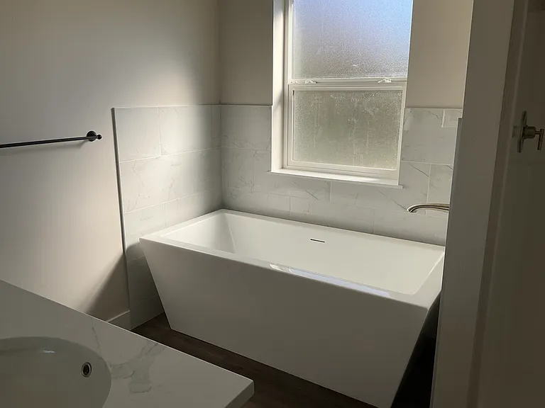 824 E Sunnyside Rd #6 — Photo 8