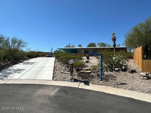 2221 W Wagon Wheels Dr, Tucson, AZ 85745