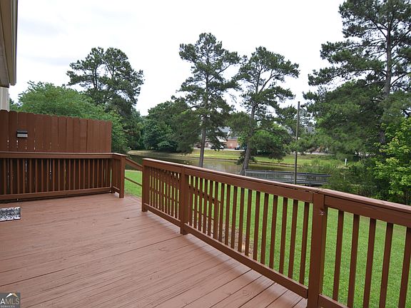 3rd image of 250 Cleveland Rd APT 228