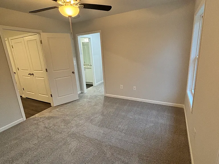 395 Collins Industrial Way — Photo 7