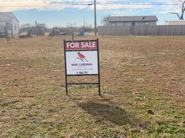 4214 E 64th St, Lubbock, TX 79403