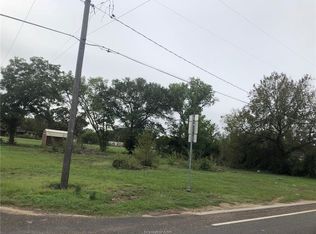 400 W Texas St, Calvert, TX 77837