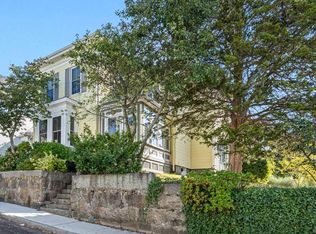 13 Trask St, Gloucester, MA 01930