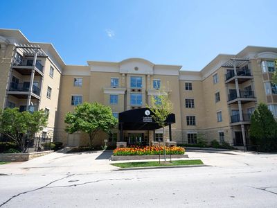 1300 North Prospect AVENUE #205, Milwaukee, WI, 53202