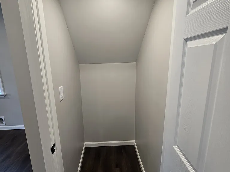 1086 William Flynn Hwy #3 — Photo 13