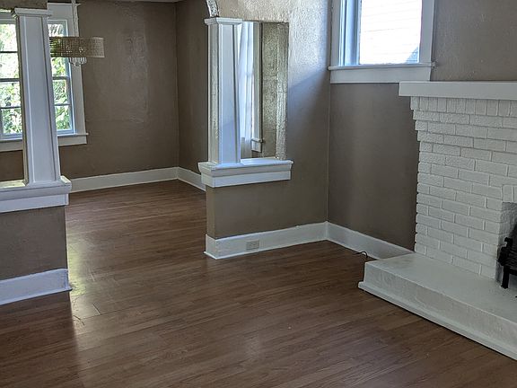 VIEW OF DINING ROOM FROM LIVING ROOM ENTRY