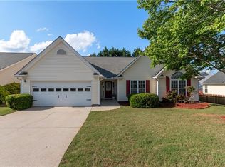 3259 McEver Park Cir, Acworth, GA 30101