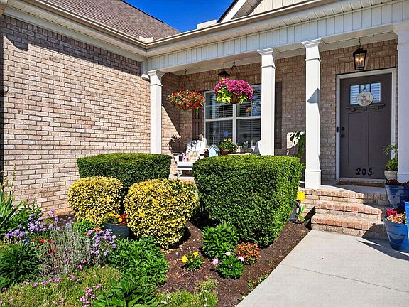 5th image of 205 Cedar Knoll Way
