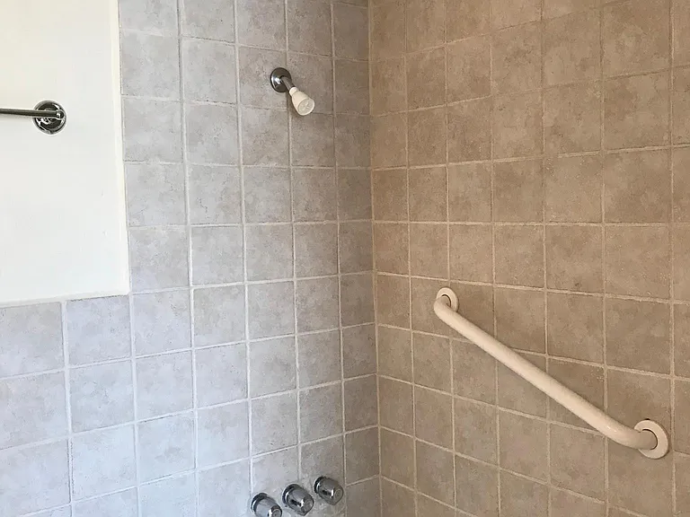 357 Joel Blvd #215 — Photo 6