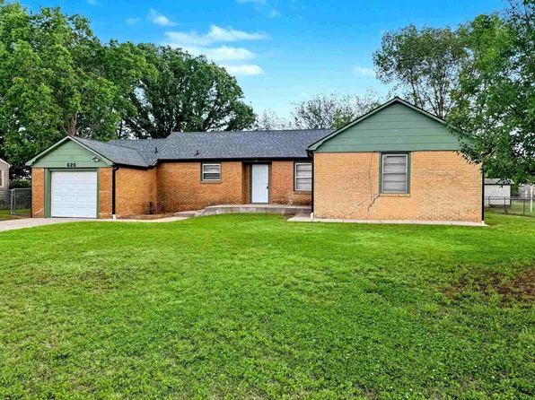 620 N Oak St, Goddard, KS 67052