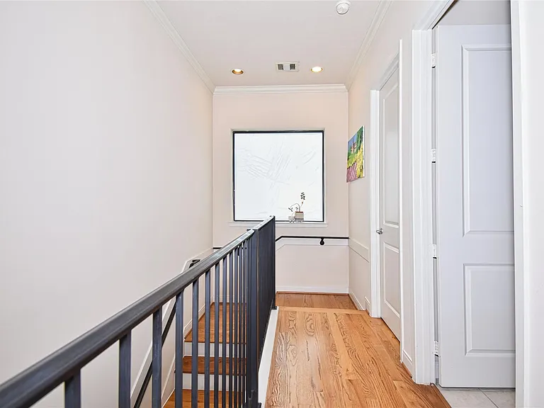 2406 Dorrington St #C — Photo 20