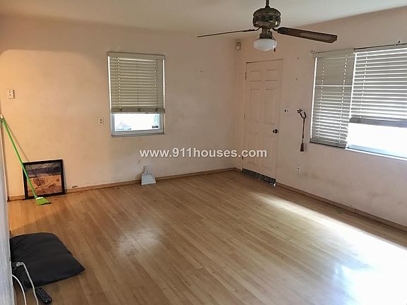 4th image of 1040 41st St N