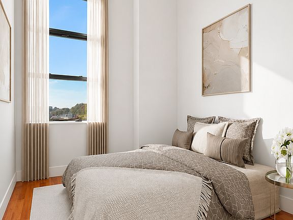 4th image of 180 Bainbridge St APT 307
