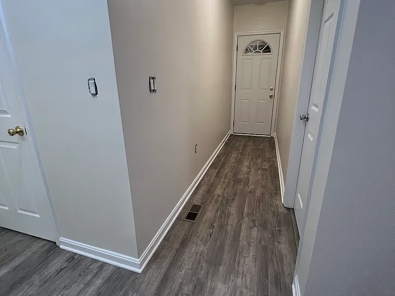 5016 Leeds Ave #A — Photo 1