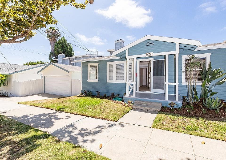 1st image of 601 Carnelian St