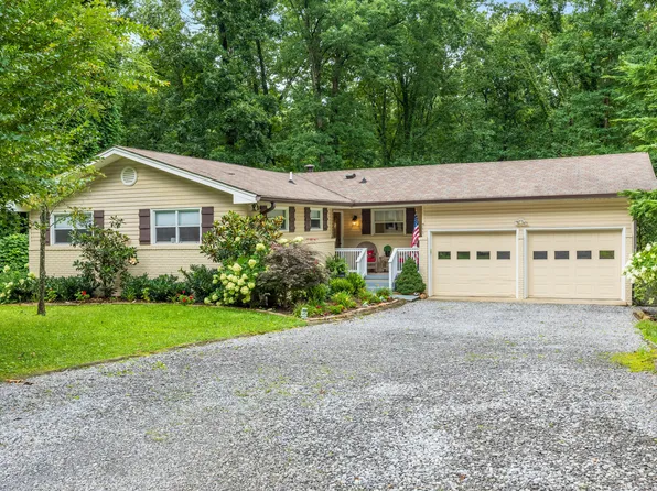 711 Cauthen Way, Signal Mtn, TN 37377