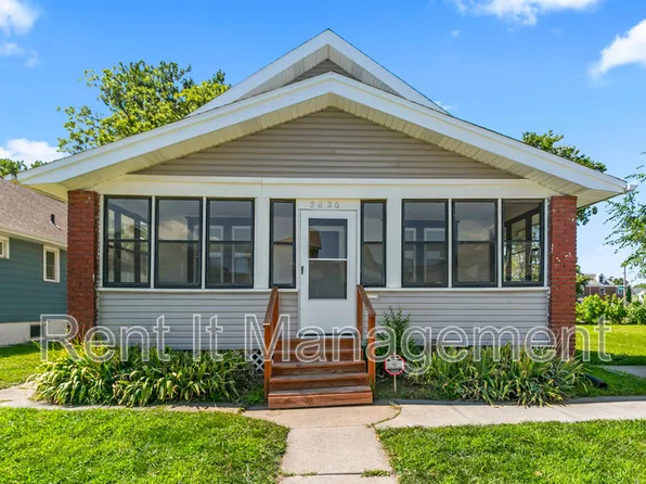 2820 N 19th Ave, Omaha, NE 68110