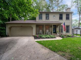 325 Green Oak Dr, Troy, OH 45373