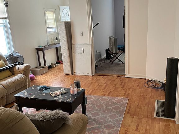 2nd image of 3139 W 11th St