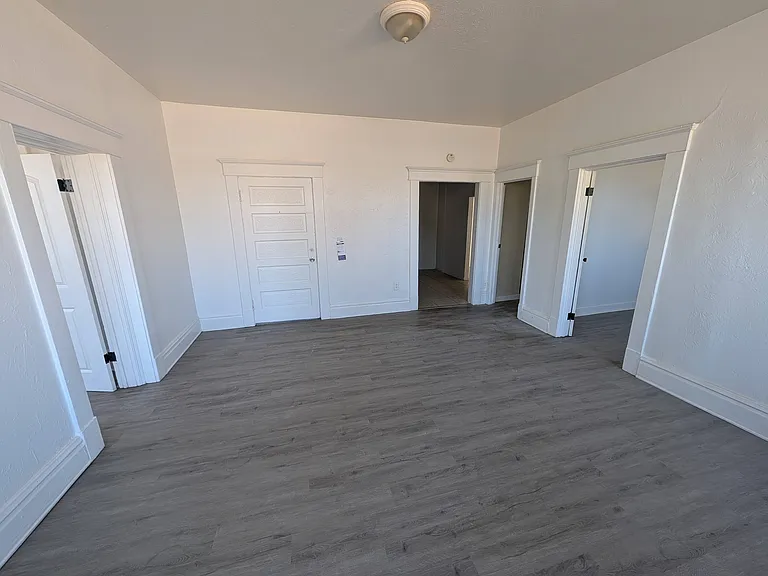 780 E 9th St #780 — Photo 3