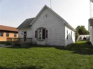 111 W Jayne St, Lone Tree, IA 52755