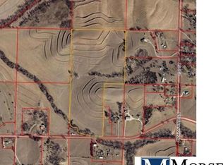 22620 Chestnut Rd, Council Bluffs, IA 51503