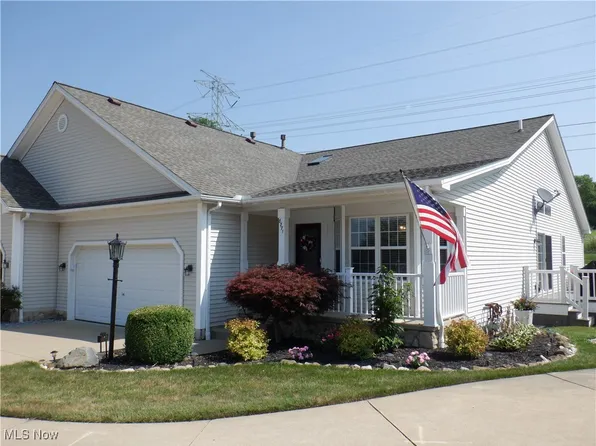 8771 Stuart Ln, Northfield, OH 44067